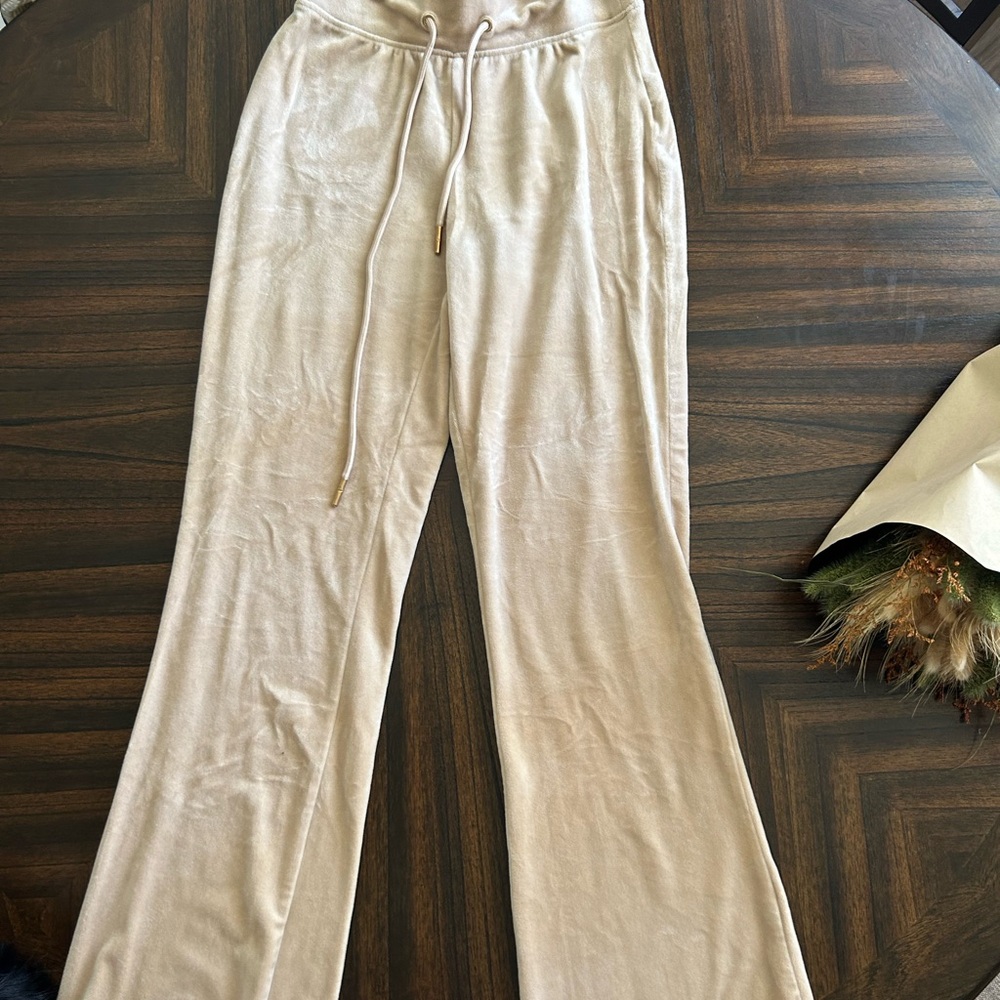 Cream Lounge Set